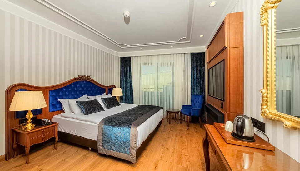 هتل موکارناس پرا استانبول